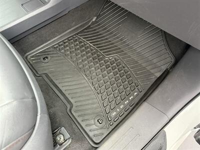 2021 Toyota Sienna XLE 7-Passenger  AWD - Photo 35 - Flushing, MI 48433