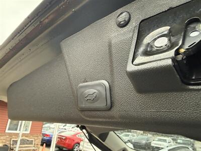 2014 Buick Enclave Premium FWD - Photo 16 - Flushing, MI 48433