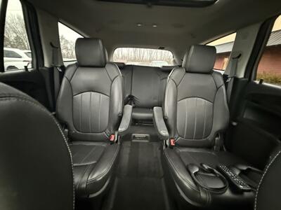 2014 Buick Enclave Premium FWD - Photo 11 - Flushing, MI 48433