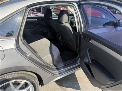 2015 Volkswagen Passat 1.8T S - Photo 25 - Flushing, MI 48433