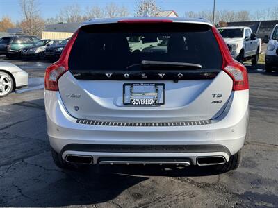 2015 Volvo V60 Cross Country T5  AWD - Photo 6 - Flushing, MI 48433