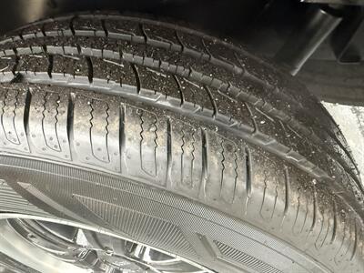 2006 Chevrolet Trailblazer LT 4WD 5.3L V8 - Photo 11 - Flushing, MI 48433