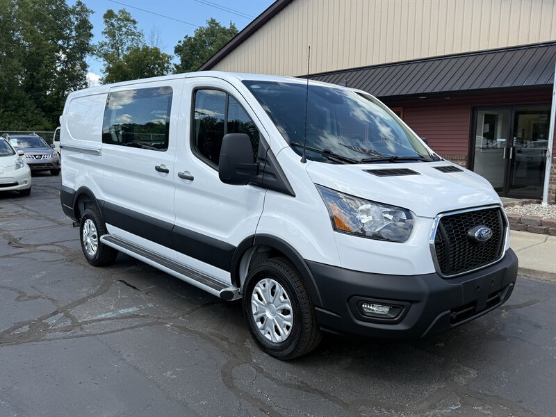 2024 Ford Transit 250 130WB  Low Roof Cargo
