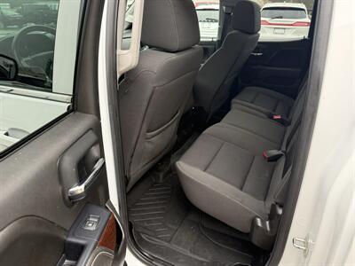 2017 GMC Sierra 1500 SLE Double Cab 4X4 - Photo 13 - Flushing, MI 48433