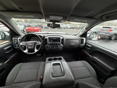 2017 GMC Sierra 1500 SLE Double Cab 4X4 - Photo 10 - Flushing, MI 48433