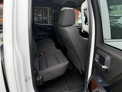 2017 GMC Sierra 1500 SLE Double Cab 4X4 - Photo 24 - Flushing, MI 48433