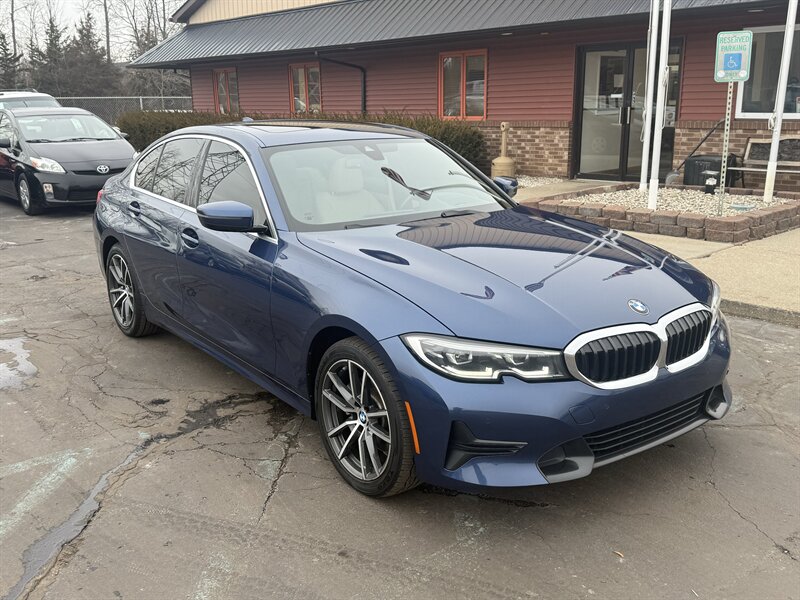 2021 BMW 330i xDrive   - Photo 1 - Flushing, MI 48433