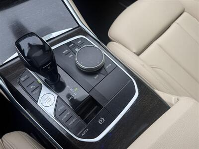 2021 BMW 330i xDrive   - Photo 19 - Flushing, MI 48433