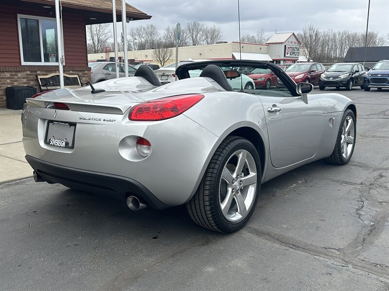 2007 Pontiac Solstice GXP  Convertible