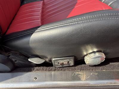 1988 Ford Mustang GT  Convertible - Photo 23 - Flushing, MI 48433