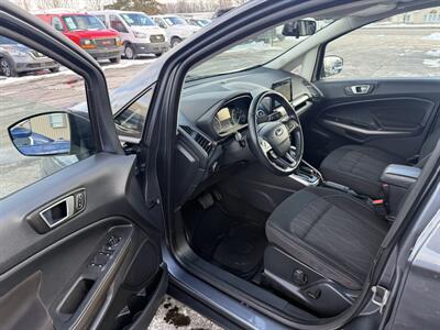 2018 Ford EcoSport SE 4WD - Photo 10 - Flushing, MI 48433