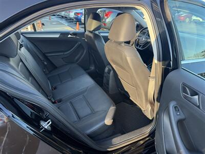 2017 Volkswagen Jetta 1.4T SE  5-Speed Manual - Photo 23 - Flushing, MI 48433