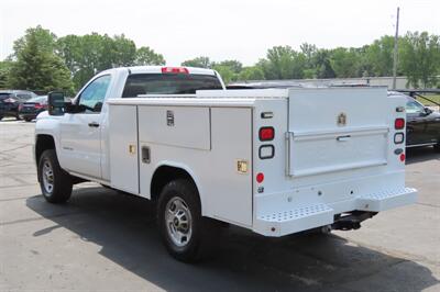 2016 Chevrolet Silverado 2500 Work Truck  Reading Service Body - Photo 10 - Flushing, MI 48433