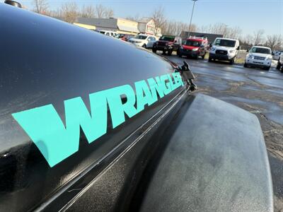 2012 Jeep Wrangler Sport 4X4 - Photo 22 - Flushing, MI 48433