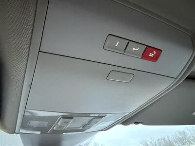 2018 Volkswagen Atlas V6 SE 4Motion   - Photo 14 - Flushing, MI 48433