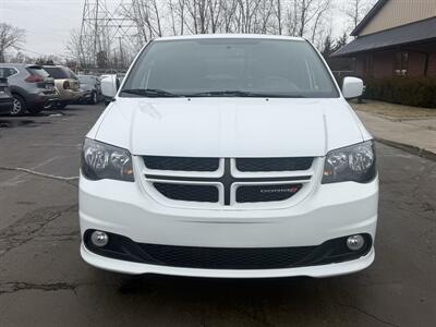 2018 Dodge Grand Caravan GT   - Photo 2 - Flushing, MI 48433