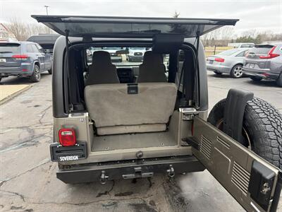 2006 Jeep Wrangler X 6-Speed - Photo 22 - Flushing, MI 48433