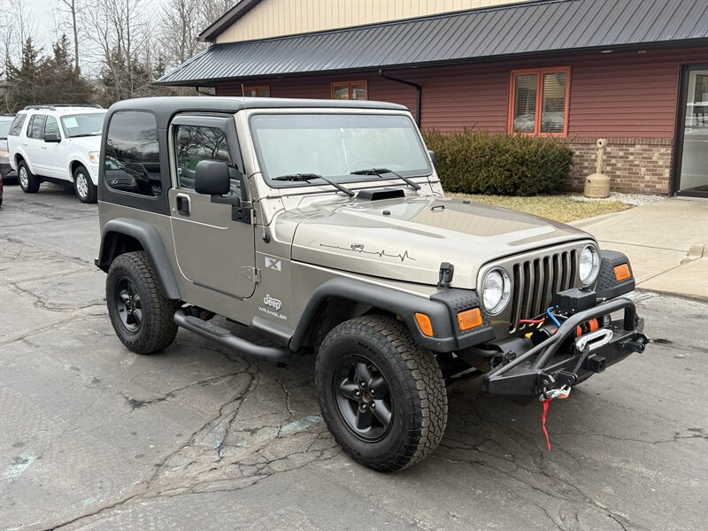 2006 Jeep Wrangler X  6-Speed   - Photo 1 - Flushing, MI 48433