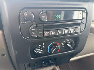 2006 Jeep Wrangler X 6-Speed - Photo 18 - Flushing, MI 48433