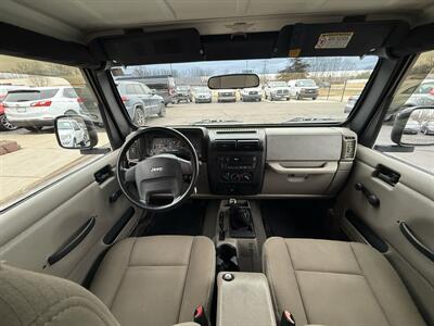 2006 Jeep Wrangler X 6-Speed - Photo 9 - Flushing, MI 48433