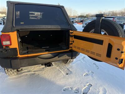 2012 Jeep Wrangler Unlimited Sport 6-Speed 4X4 - Photo 25 - Flushing, MI 48433