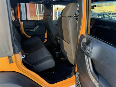 2012 Jeep Wrangler Unlimited Sport 6-Speed 4X4 - Photo 29 - Flushing, MI 48433