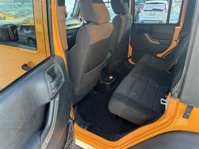 2012 Jeep Wrangler Unlimited Sport 6-Speed 4X4 - Photo 21 - Flushing, MI 48433