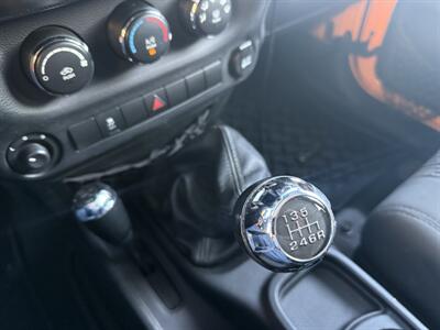 2012 Jeep Wrangler Unlimited Sport 6-Speed 4X4 - Photo 14 - Flushing, MI 48433