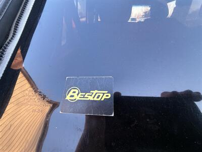 2012 Jeep Wrangler Unlimited Sport 6-Speed 4X4 - Photo 23 - Flushing, MI 48433