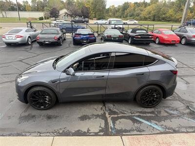 2020 Tesla Model Y Long Range AWD - Photo 2 - Flushing, MI 48433