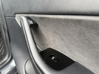 2020 Tesla Model Y Long Range AWD - Photo 36 - Flushing, MI 48433