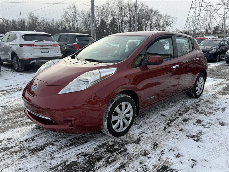 2015 Nissan LEAF S  