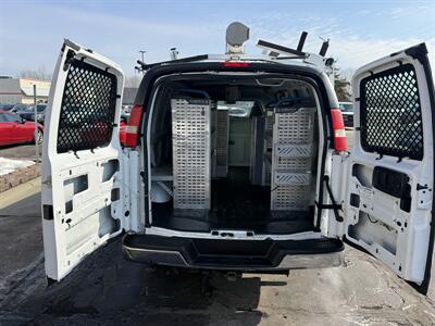 2014 Chevrolet Express 2500  135 " WB Cargo - Photo 16 - Flushing, MI 48433