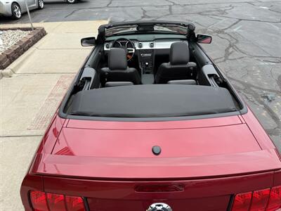 2007 Ford Mustang GT Premium  Convertible 5-Speed - Photo 42 - Flushing, MI 48433