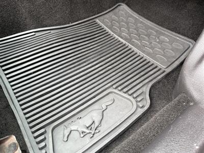 2007 Ford Mustang GT Premium  Convertible 5-Speed - Photo 40 - Flushing, MI 48433