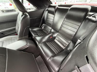 2007 Ford Mustang GT Premium  Convertible 5-Speed - Photo 21 - Flushing, MI 48433