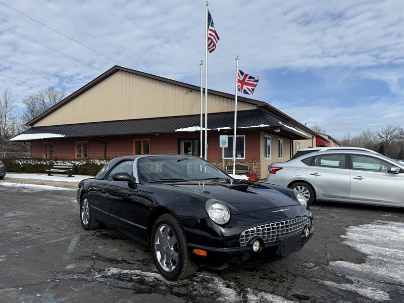 2002 Ford Thunderbird Deluxe  Convertible - Photo 1 - Flushing, MI 48433