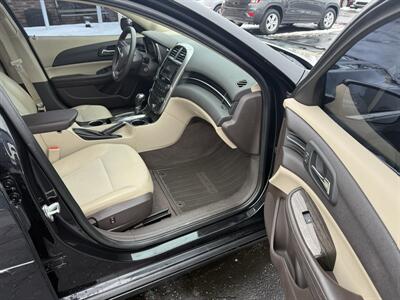 2015 Chevrolet Malibu LT - Photo 21 - Flushing, MI 48433