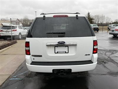 2009 Ford Explorer XLT 4WD V8 - Photo 8 - Flushing, MI 48433