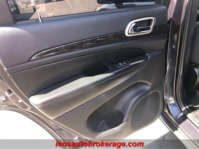 2012 Jeep Grand Cherokee Laredo X   - Photo 16 - Tucson, AZ 85705