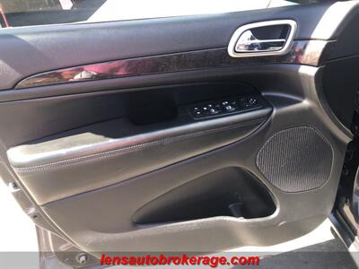 2012 Jeep Grand Cherokee Laredo X   - Photo 9 - Tucson, AZ 85705