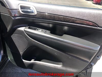 2012 Jeep Grand Cherokee Laredo X   - Photo 20 - Tucson, AZ 85705