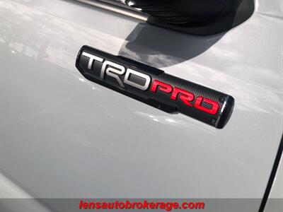 2017 Toyota Tacoma TRD Pro 4x4   - Photo 9 - Tucson, AZ 85705