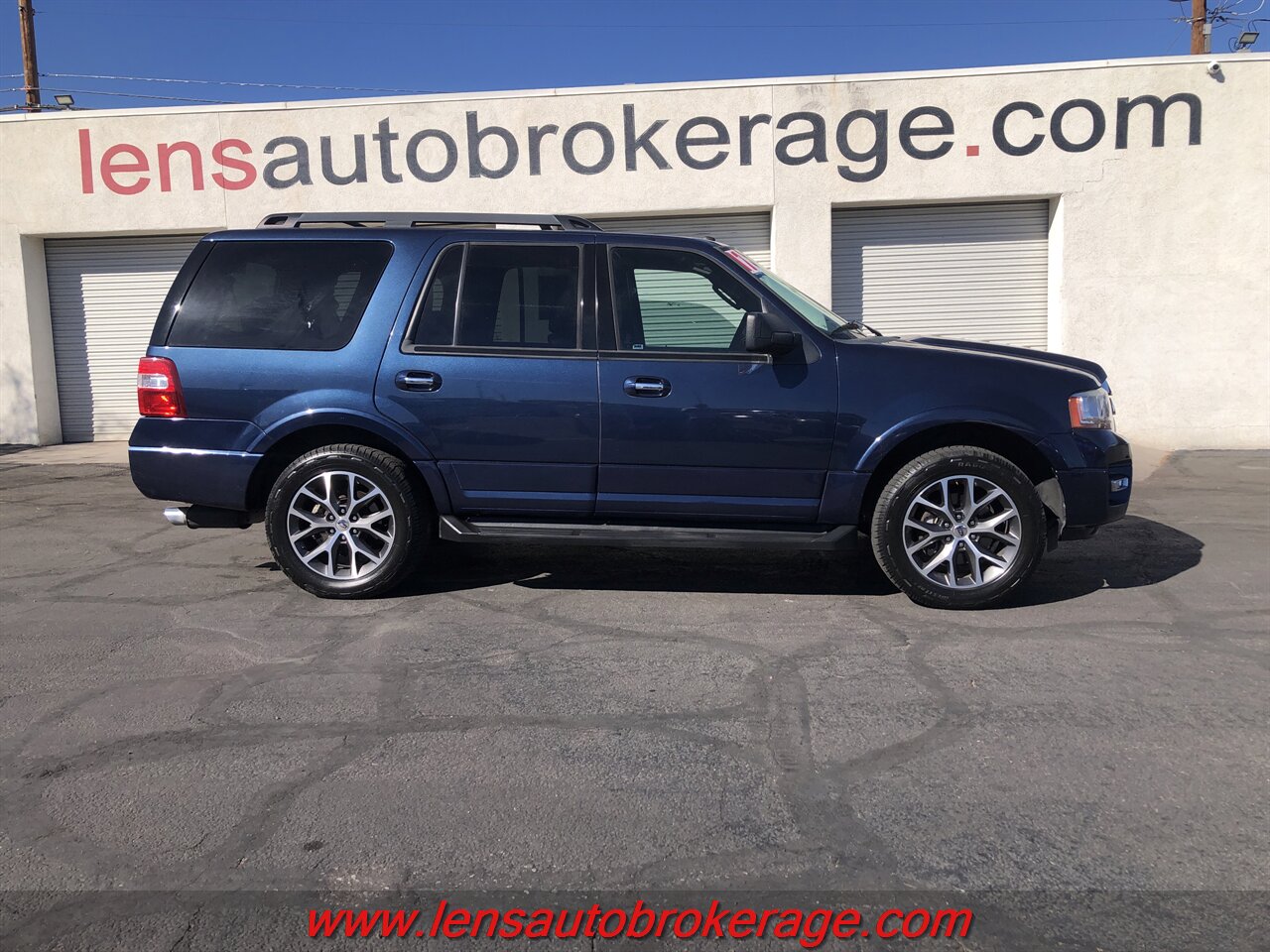 2017 Ford Expedition XLT  *Loaded XLT W/Leather! - Photo 1 - Tucson, AZ 85705