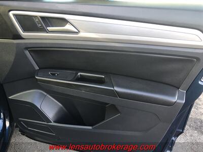 2018 Volkswagen Atlas V6 SE  *Only 52k Miles! - Photo 22 - Tucson, AZ 85705