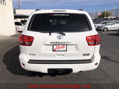 2008 Toyota Sequoia SR5  *Nice Carfax 1 Owner W/3rd Row! - Photo 7 - Tucson, AZ 85705