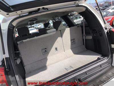 2008 Toyota Sequoia SR5  *Nice Carfax 1 Owner W/3rd Row! - Photo 19 - Tucson, AZ 85705