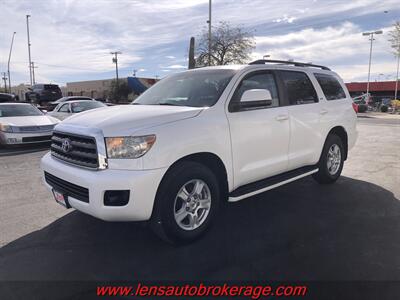2008 Toyota Sequoia SR5  *Nice Carfax 1 Owner W/3rd Row! - Photo 4 - Tucson, AZ 85705