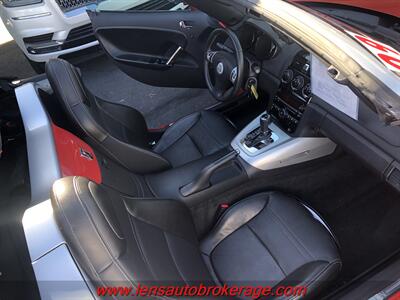 2009 Saturn SKY  *7600 MILE CARFAX 1 OWNER! - Photo 23 - Tucson, AZ 85705