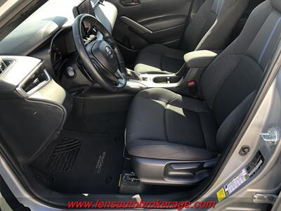 2023 Toyota Corolla Cross Hybrid SE  AWD 1-Owner! - Photo 12 - Tucson, AZ 85705
